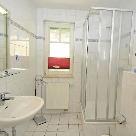 Villa Li - Fewo 10 Strandnah Mit Balkon Sellin (Rugen)
